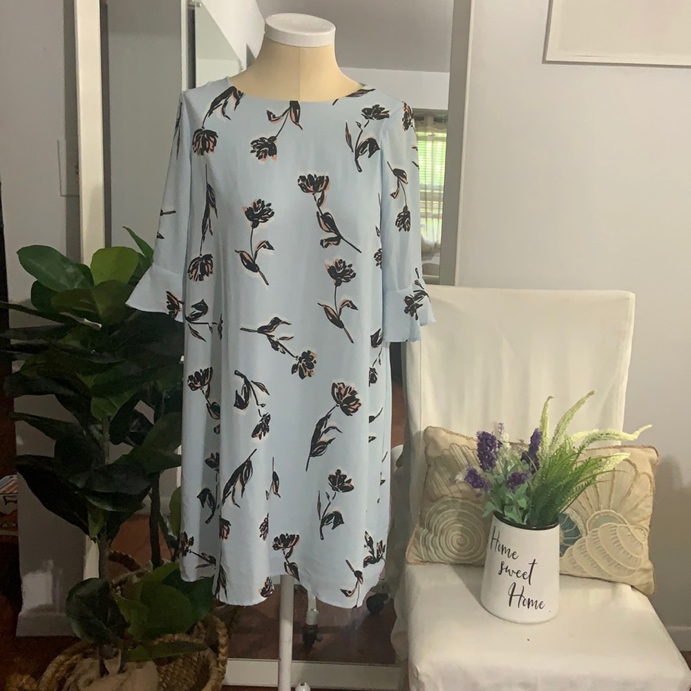 C&E flower dress size M